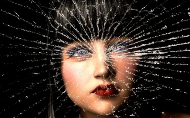 Don't easily believe at fake psychic