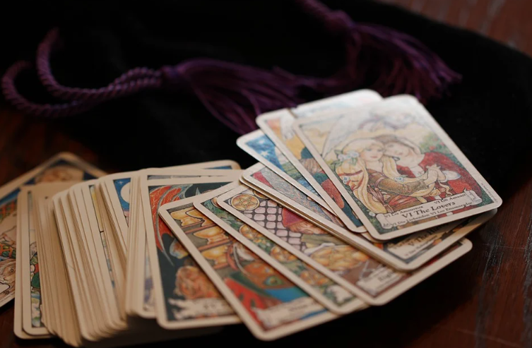 fake psychic